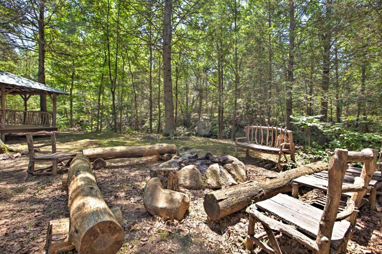 Clearwater Cabin On 10 Acres With Trout Stream! Monterey Extérieur photo